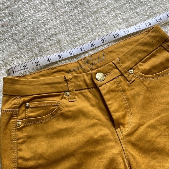 🔆 Celebrity Gold Size 2 Skinny Jean - Picture 6 of 15